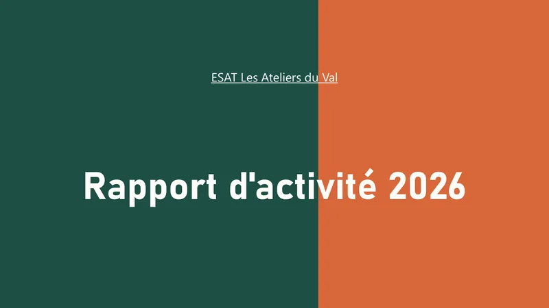 Diapositive de titre du rapport d'activité, charte : vert forêt et corail, titres en bahnschrift.